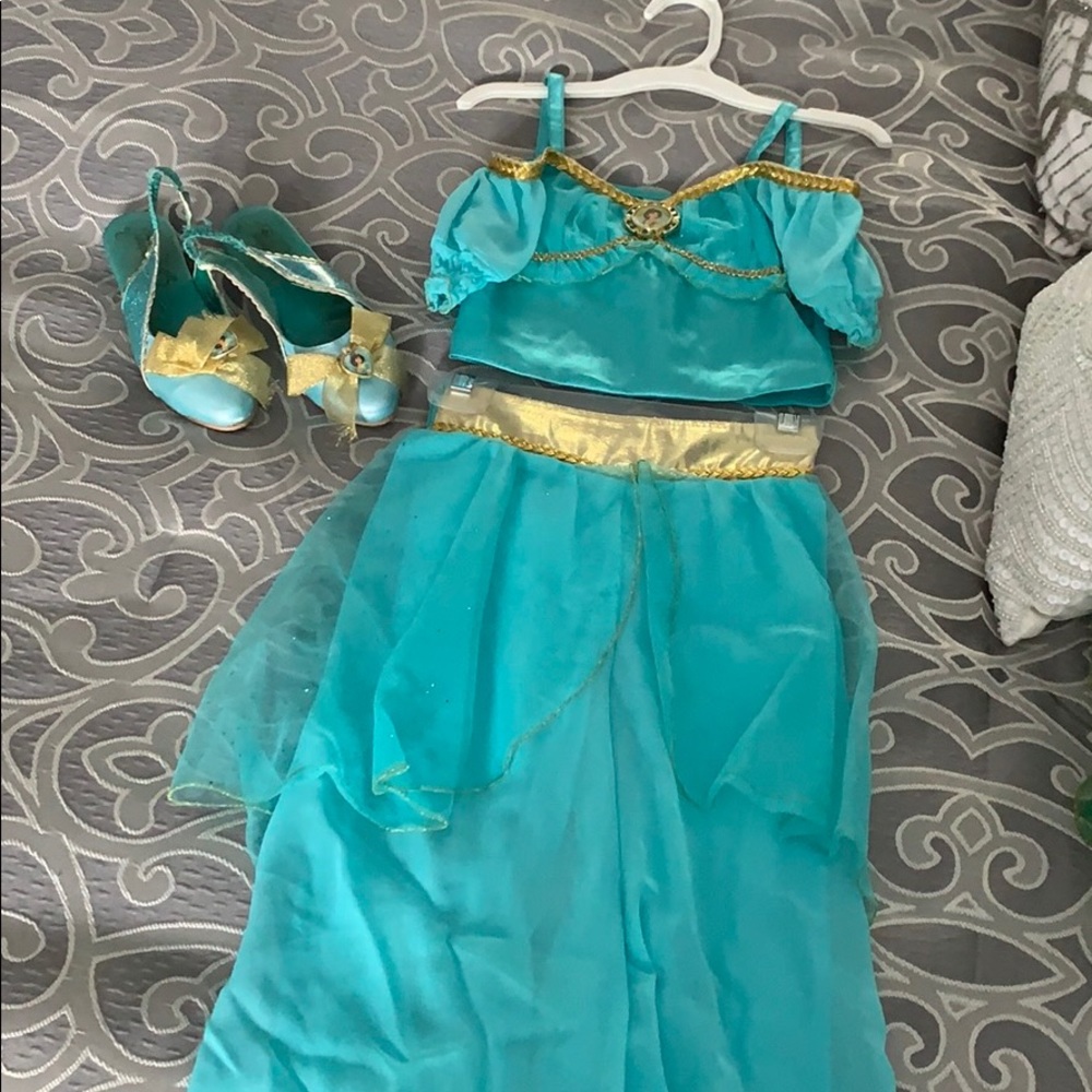 Jasmine Costume